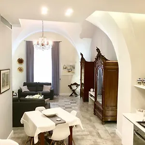  Apartment Dimora Del Papa Italy